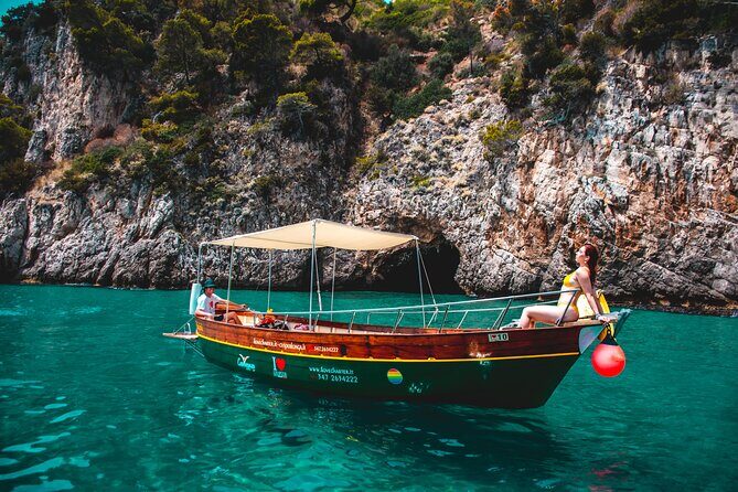 Boat Tour to the Circeo Caves - Included & Not Included