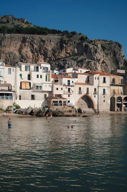 Boat trip to Cefalù - Key Points