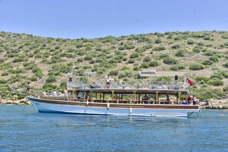 Bodrum Aquarium Bay Tour with Lunch & Swimming Stops - FAQs