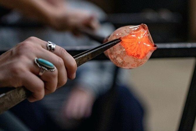 Bohemian Glass blowing in Prague - FAQ
