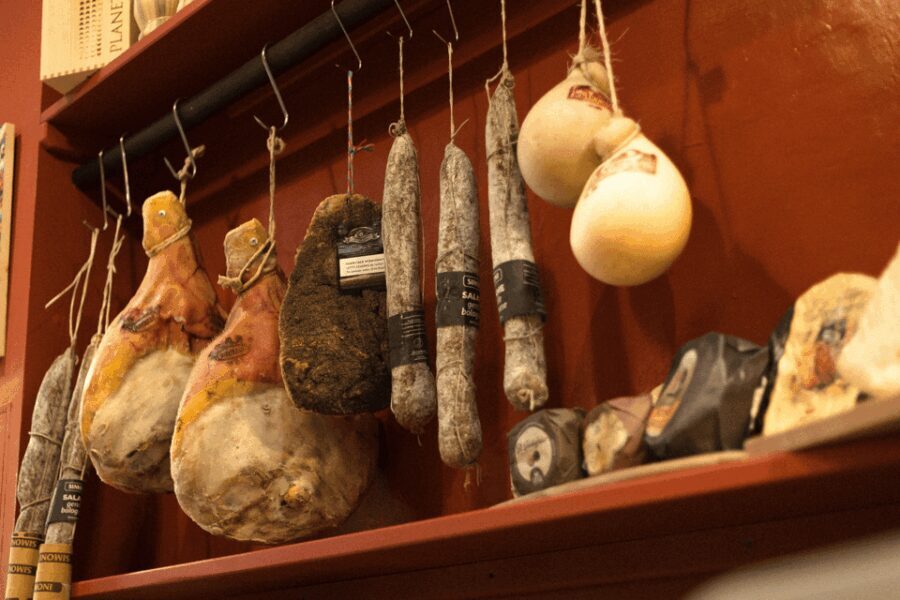 Bologna: Food and Wine Tasting with Interactive Game - Why We Think This Tour Works Well