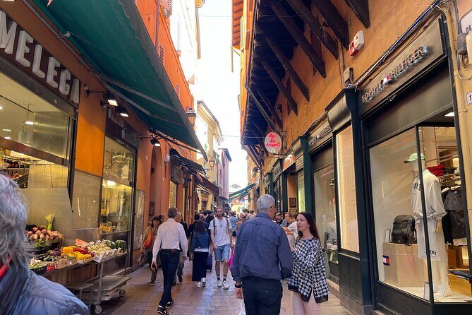 Bologna Walking Food Tour and Highlights with a Local Guide - Who Should Consider This Tour?