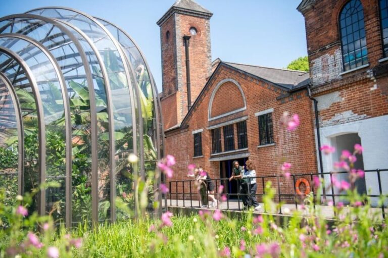 Bombay Sapphire Gin Distillery Tour - A Closer Look at the Bombay Sapphire Distillery Tour