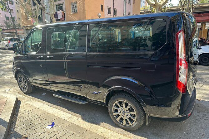 Book Private transfer from Barcelona airport to City - Frequently Asked Questions