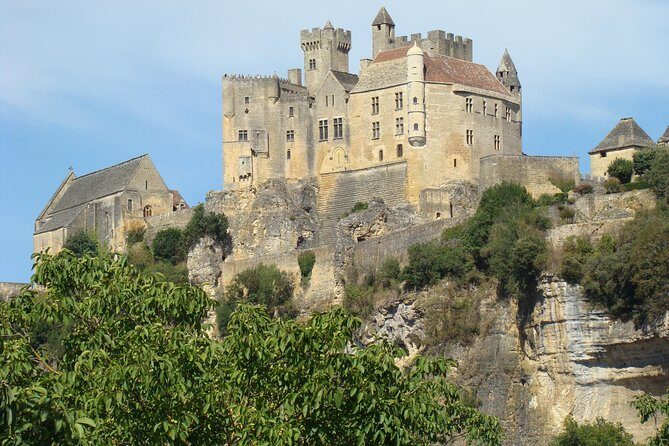Bordeaux to Dordogne - Private Tour: Fortified Castles and Medieval Villages - How Much Do You Get for Your Money?