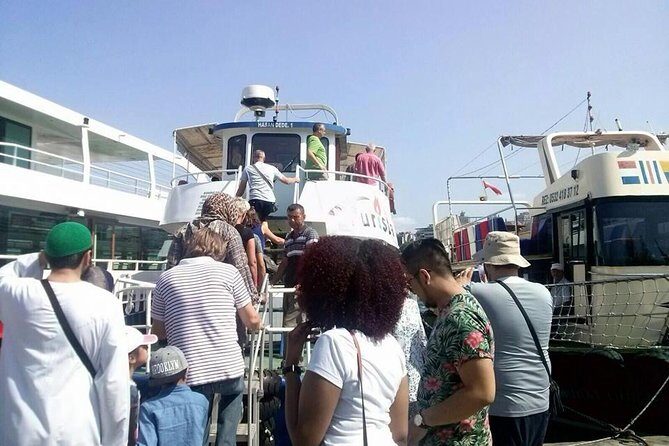 Bosphorus Sightseeing Boat Tour - What Travelers Are Saying