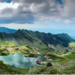 Braov: Carpathian Mountains Guided Hike with Pickup - Who Should Consider This Tour?