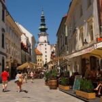 Bratislava Walking Tours with Licensed Guides - Why Choose This Tour?