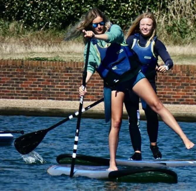 Brighton & Hove: Stand Up Paddleboarding Taster Session - Whats Included and Whats Not