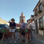 Bruges: Guided Retro Bike Tour of Highlights and Hidden Gems - Detailed Breakdown of the Itinerary