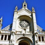 Brussels: Chocolate Workshop and Guided Walking Tour - Walking through Brussels Sights