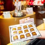 Brussels: Historical Walking Tour with Chocolate & Waffle Tasting - A Deep Dive into the Itinerary