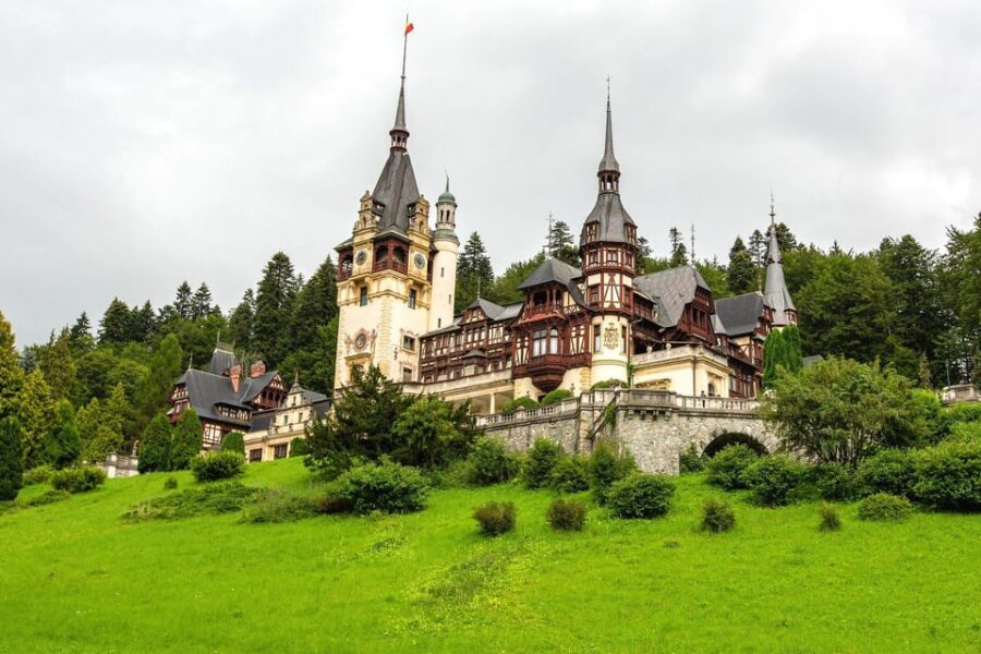 Bucharest: Dracula's Castle, Peles Castle, & Brasov Old Town - The Value of This Tour