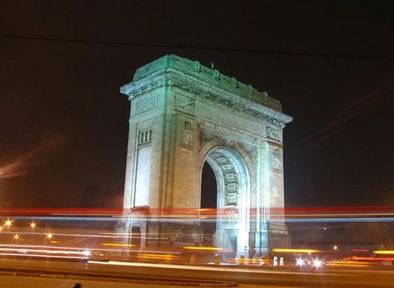 Bucharest Evening Tour and Traditional Dinner - What’s Included and What’s Not