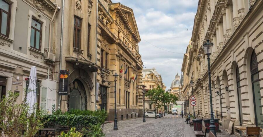 Bucharest: Private Exclusive History Tour with Local - Why This Tour Offers Value
