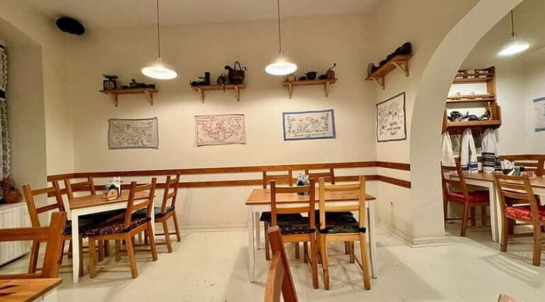 Bucharest: Traditional Romanian Lunch Experience - The Real Value