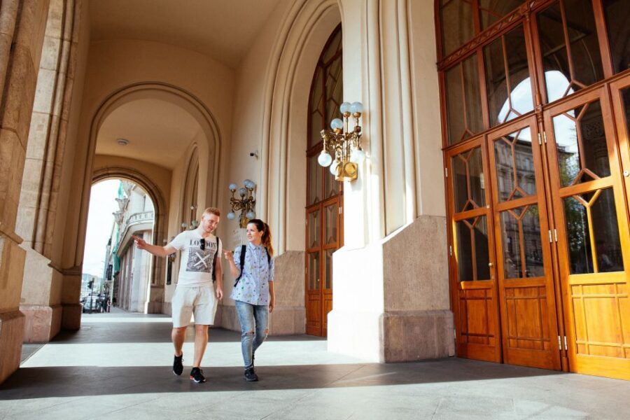 Budapest: 2-Hour Private Kick-Start Tour with a Local - A detailed look at what to expect