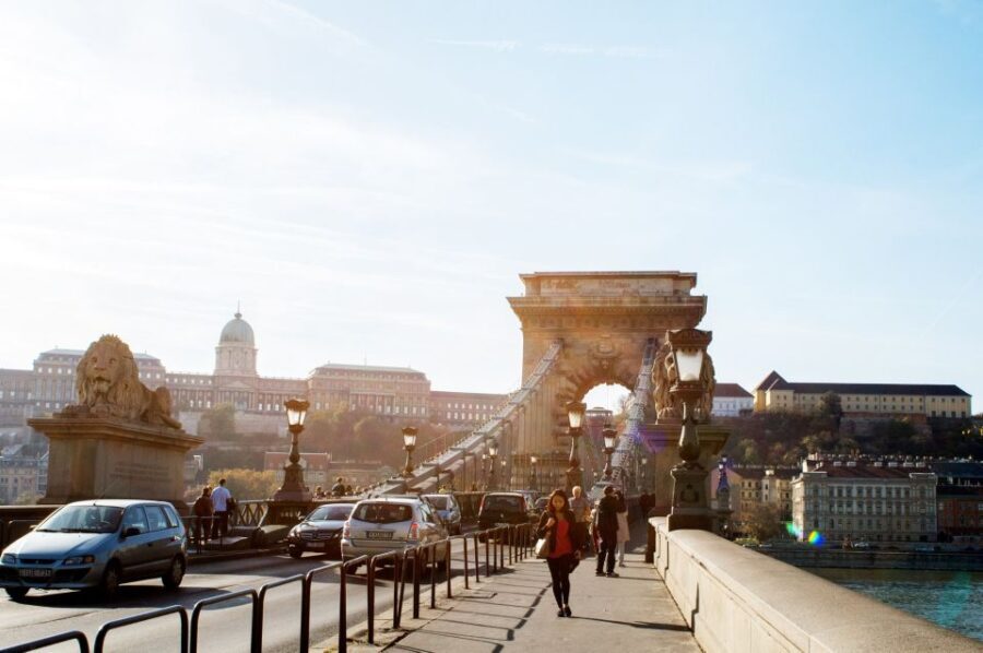 Budapest: All in One Walking Tour with Strudel House Stop - The Experience from the Guides’ Perspective