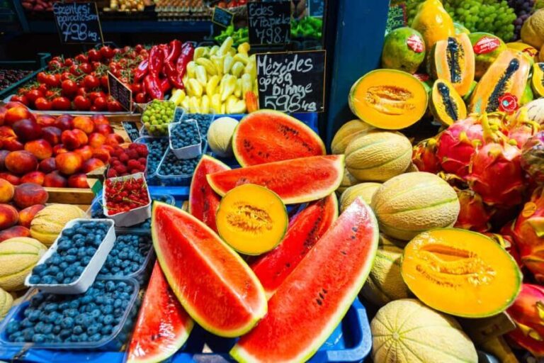 Budapest: Grand Market Tasting Tour with Local Guide - Who Will Love This Tour?