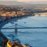 Budapest: Half-Day Highlights Small Group Private Tour - Who Will Get the Most From This Tour?