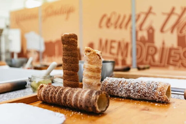 Budapest: Hungarian Chimney Cake Workshop in the City Center - Why This Experience Stands Out