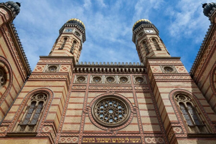 Budapest Old Jewish Quarter History Private Walking Tour - Authentic Experiences & Authentic Guides