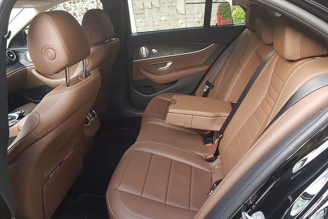 Budapest Private Airport Transfer in a Luxury Car - Detailed Breakdown of the Journey