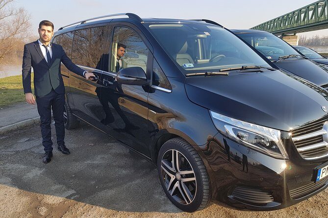 Budapest Private Airport Transfer in a Luxury Minivan - Who Is This Transfer Best For?