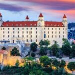 Budapest: Private Guided Tour to Bratislava - Panoramic Views and Free Time