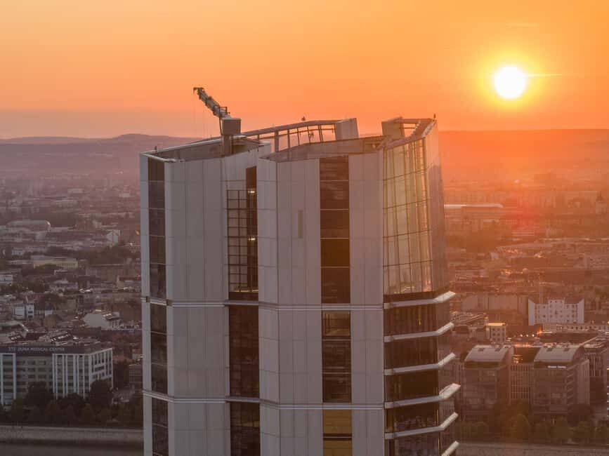 Budapest SkyDeck Tower  Panoramic Lift & Viewing Platform - An In-Depth Look at the Experience