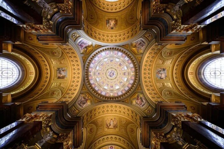 Budapest: St. Stephen's Basilica Entry with Options - Guided Tours and Personal Insights