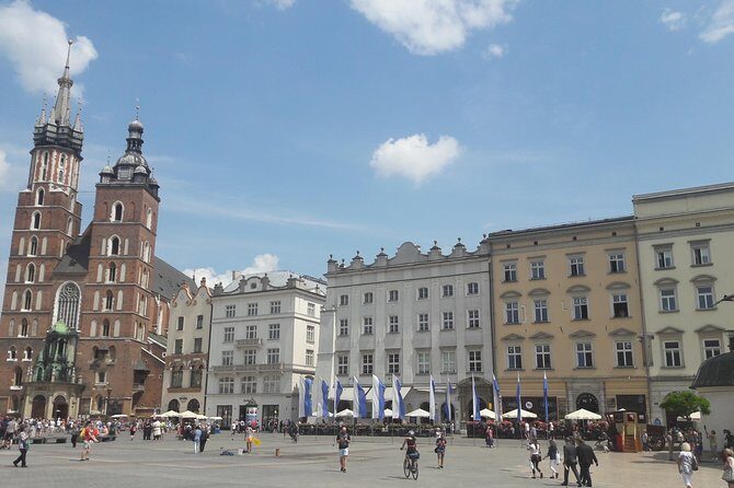 Budapest to Krakow private transfer - The Experience on the Road