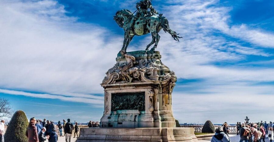 Budapest: Walking Tour in German - Practical Details and Value