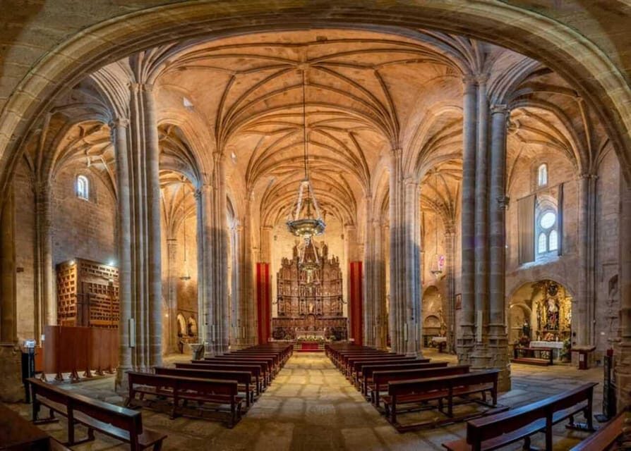 Cáceres: Guided visit of the Santa María Co-cathedral - Practical Details and What to Expect