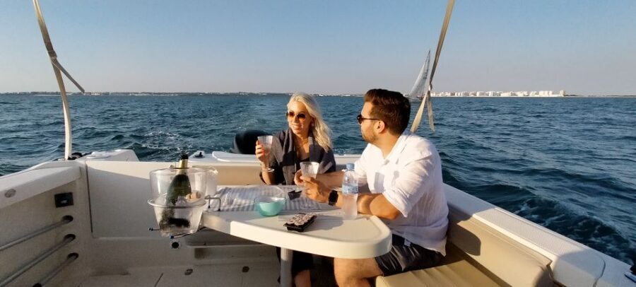 Cádiz: Private Sun Cruise for 2 with Aperitivo and Wine - The Highlights of the Experience