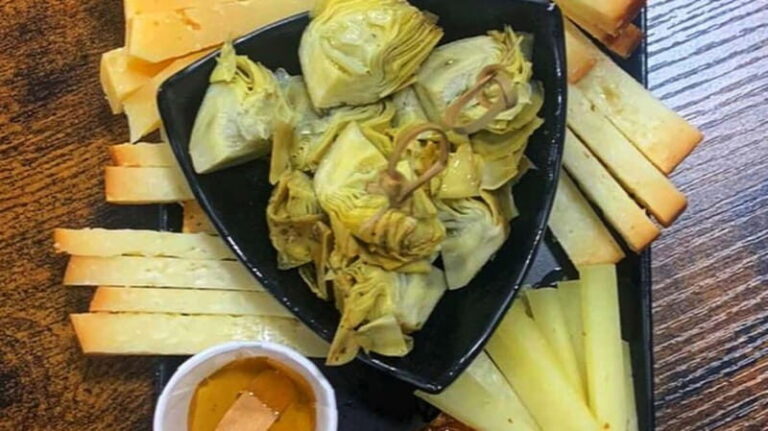 Cagliari: Food and Wine Tasting Experience - Who Will Love This Tour?