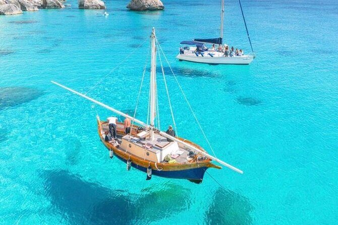Cagliari Gulf Boat tour : 5 stops, snorkeling & local aperitif - FAQ