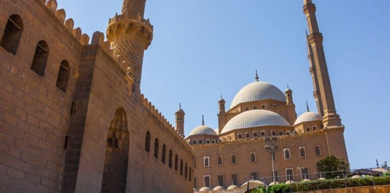 Cairo: Salah El Din Citadel and Old Cairo Bazar Guided Tour - Who Is This Tour Best For?