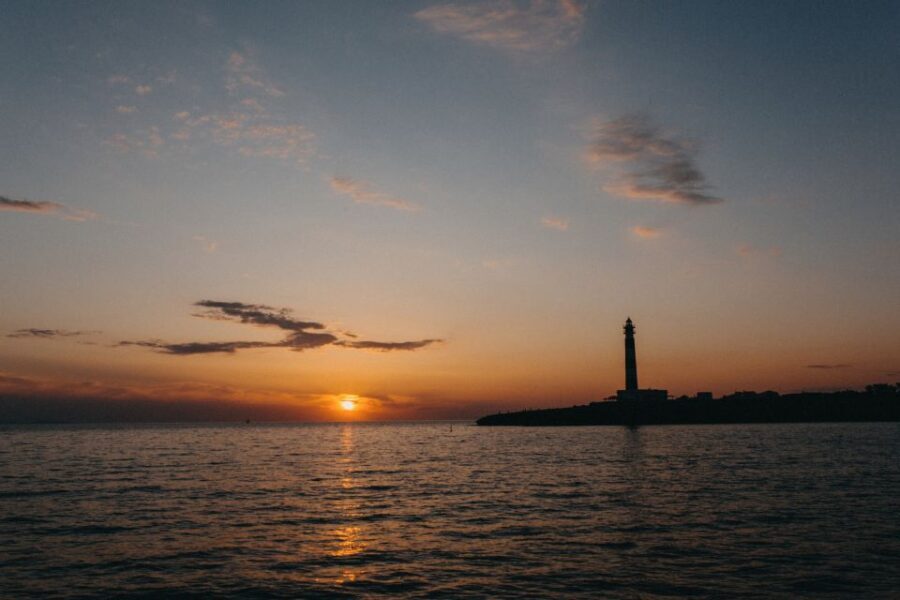 Cala'n Bosch: 2-Hour Sunset Sightseeing Tour - Practical Details and Tips