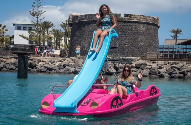Caleta de Fuste: Pedalo with slide rental - The Experience from the Guides and Staff