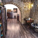 Caltagirone Day Tour  Private Experience - The Unfortunate Shadow: Communication and Reliability