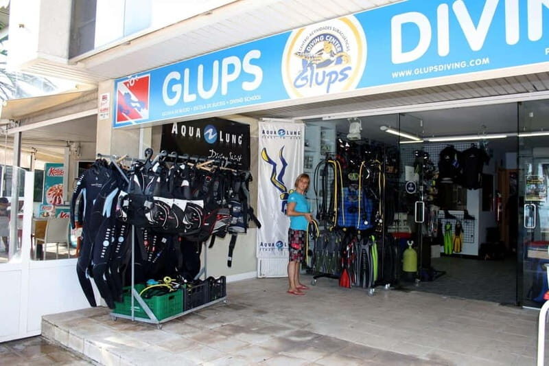 Cambrils: club Scuba Diving for beginners with hotel pickup - Practical Details and Logistics