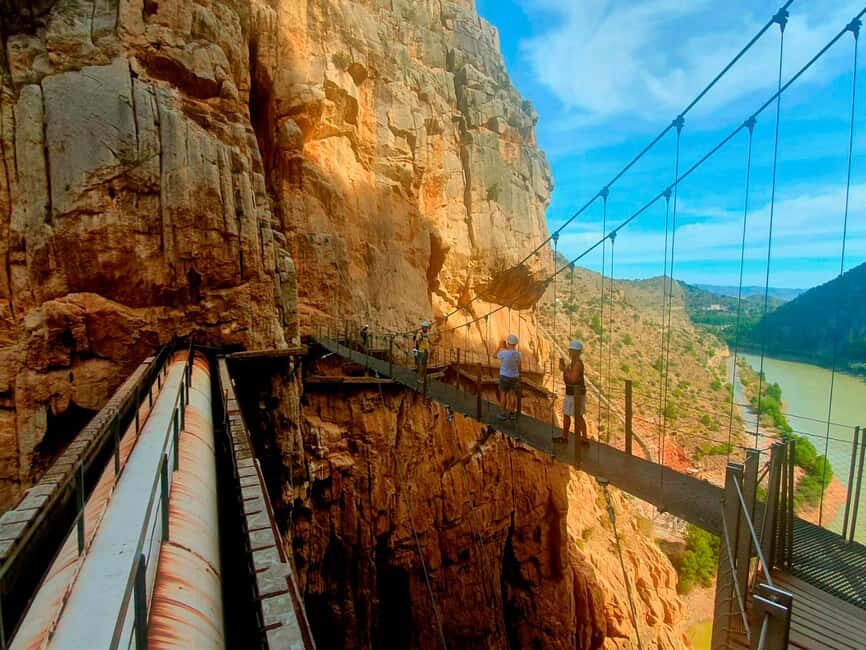 Caminito del Rey desde Málaga, Guía Oficial, Bebida y Sorteo - Sunset Walk: A Unique Perspective