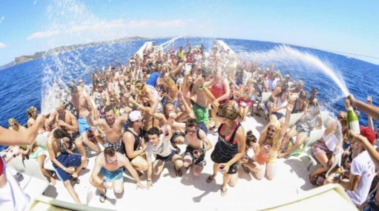 Cannes: Party Boat with Live DJ - The Honest Breakdown: Value and Practical Tips