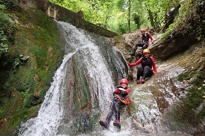 Canyoning discovery in the Vercors - Grenoble - Exploring the Canyoning Experience in the Vercors
