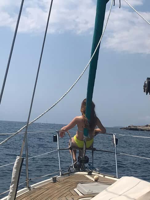 Cap d'Antibes: A dream day aboard the sailboat Corel - FAQ