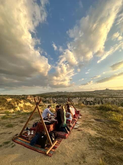 Cappadocia: Barbecue Picnic at Sunset with Transfer - The Sunset Setup and Atmosphere