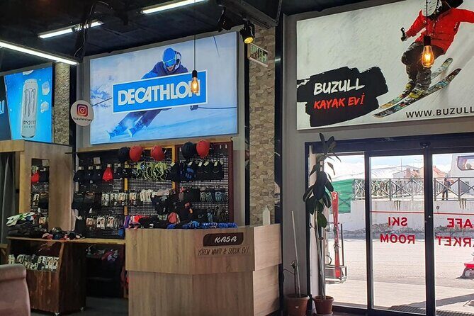 Cappadocia: Erciyes Ski Tour w/PickUp,Lunch& Photographer - Food and Rest: Recharging with Lunch