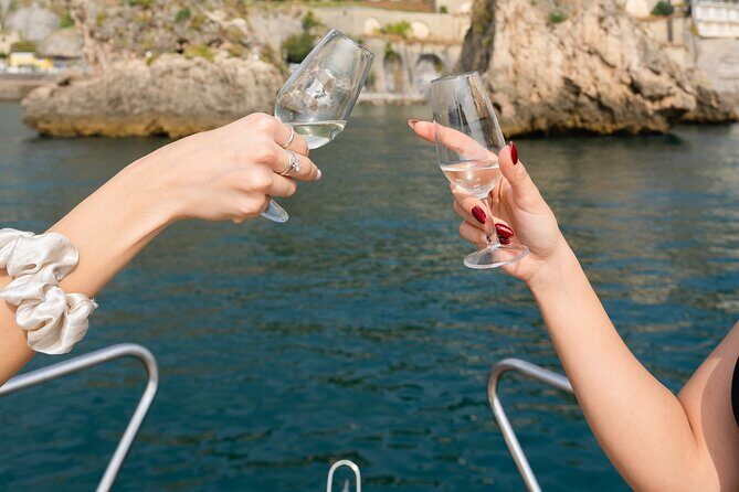 Capri Boat Tour for Small Groups - Why Youll Love This Tour