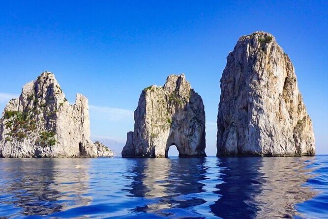 Capri Positano and Amalfi Ischia Private Boat Tour from Sorrento - Exploring the Itinerary: What You Can Expect